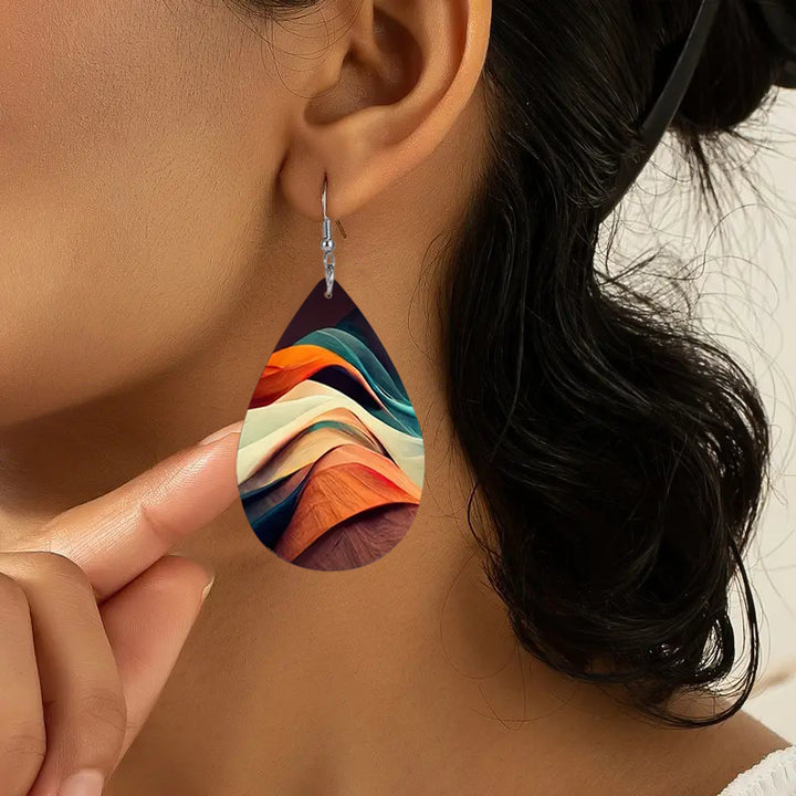 1 Pair, Lightweight Faux Leather Dangle Earrings with Colorful Abstract Excellent for Gift;