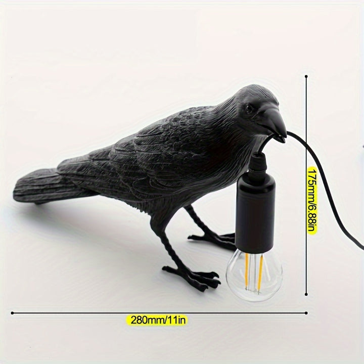 1pc Gothic-style Halloween Party Crow Lamp, Cute Black Crow Table Lamp With USB Cable, Unique Resin Desktop Decoration, Special Metal Claw, Living Room Home Decoration, Bedroom, Thanksgiving Halloween Decorations Gift.